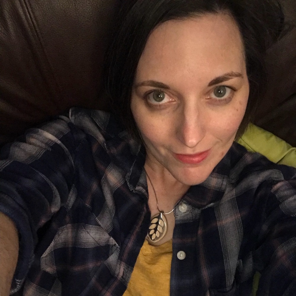 Meet your Posher, Angela